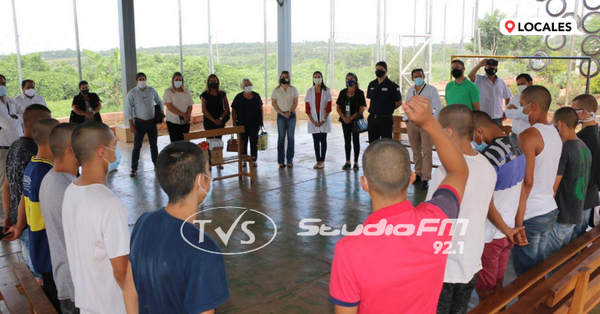 “Regalando Sonrisas” llegó hasta el Centro Educativo de menores infractores de Cambyretá