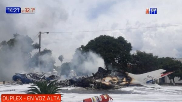 Divulgan el último contacto de piloto con torre de control | Noticias Paraguay