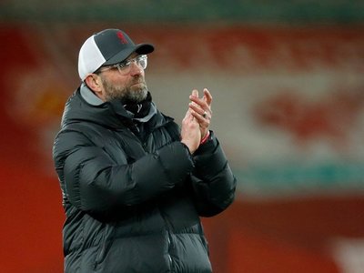 Klopp no asiste al funeral de su madre por las restricciones en Alemania