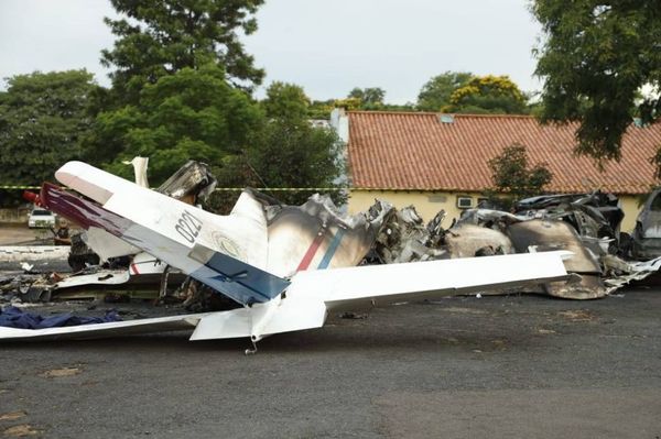 Audio que recoge última conversación entre torre de control y piloto de avión accidentado