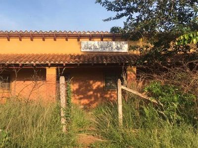 Escuela de Villeta, en total abandono y solo cuenta con dos docentes