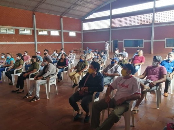 ERSSAN ENTREGÓ RESULTADOS DE ANÁLISIS DE AGUA EN ITAPÚA POTY