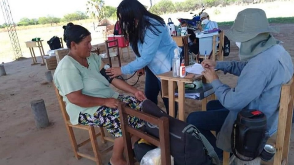 Brindan asistencia integral a población indígena del Chaco Central | El Independiente