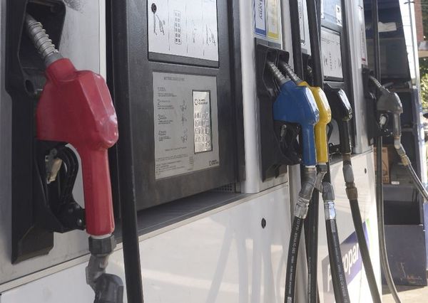 Subsidio no es una opción: Analizan otras alternativas para evitar eventual suba de combustibles - Nacionales - ABC Color