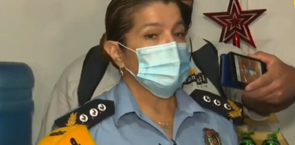 Denuncian a cuatro policías por supuesta extorción - Noticiero Paraguay