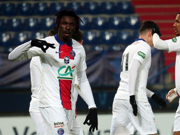 Moise Kean mantiene al PSG en la Copa