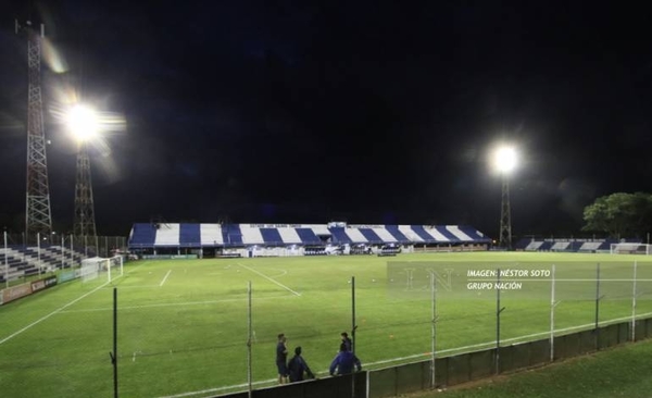 HOY / Esta vez, coliseo de 12 de Octubre está en condiciones