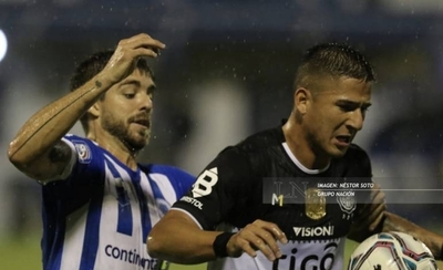 HOY / Olimpia conquista su primera victoria en el campeonato