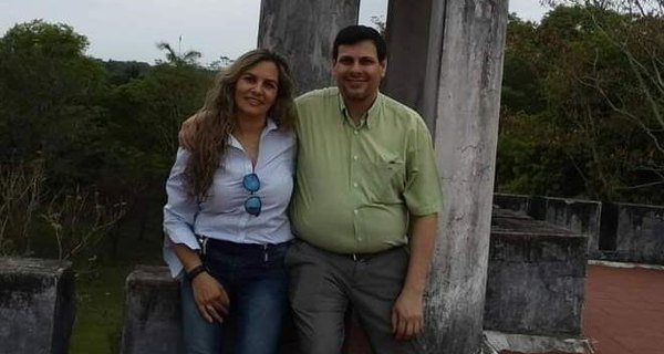 Crónica / Profe y alumna: “Conocí al amor de mi vida en las aulas”