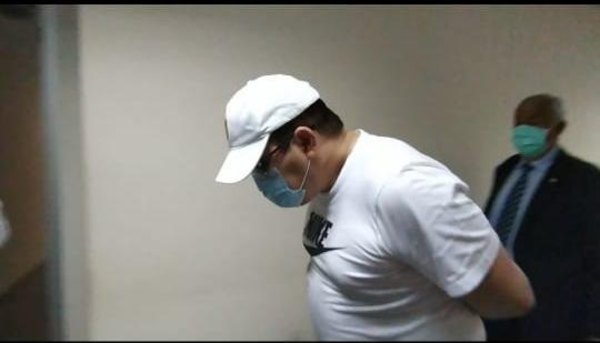 Crónica / Saltaron más doñas que acusan a Grau por abuso