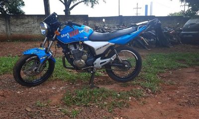 Mediante GPS recuperan moto robada