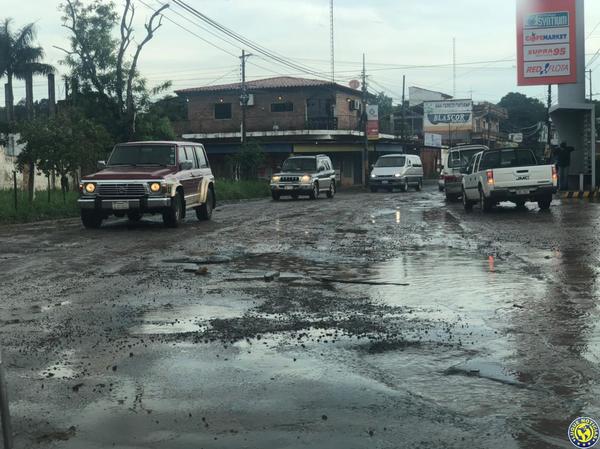 Calle luqueña, intransitable •