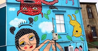 La Nación / Mural de Mon Laferte levanta polémica en Chile