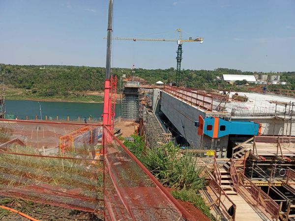 Puente de la integración Paraguay-Brasil con 55% de avance