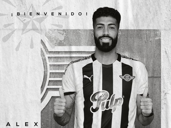 Libertad anuncia oficialmente a Alexander Barboza