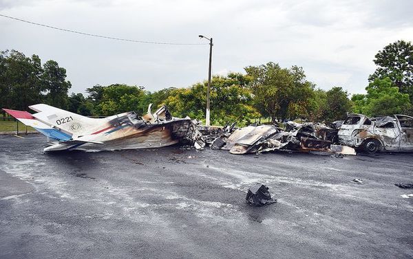 Fuerza Aérea ya realiza las primeras pericias para determinar la causa del accidente - Nacionales - ABC Color