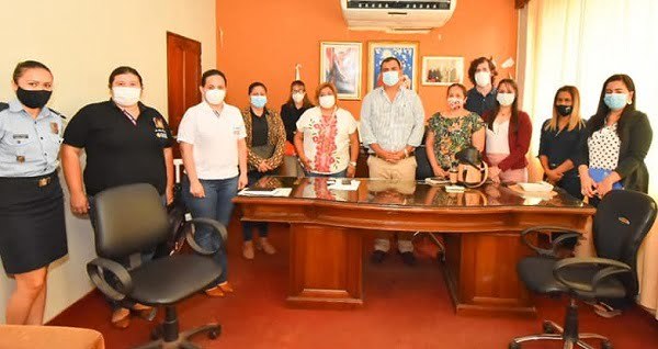 En Caazapá coordinan trabajos para la llegada de "Ciudad Mujer Móvil" - Noticiero Paraguay