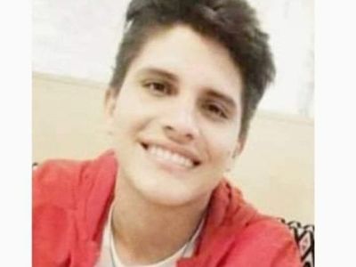 Médicos califican de exitosa la cirugía del único sobreviviente del accidente aéreo - ADN Digital