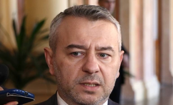 HOY / Postulante a concejal arremete contra Dani Centurión: "Sos el candidato de Lilian y Lugo"