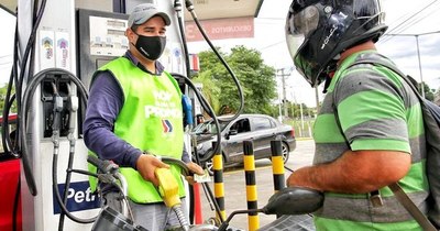 La Nación / Petropar, con stock suficiente y descartan suba de precios
