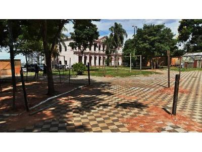 Urgen el traslado de los ocupantes de  plazas históricas y datos de custodios