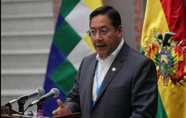 Bolivia: el gobierno de Luis Arce adquiere medio millón de vacunas de Sinopharm