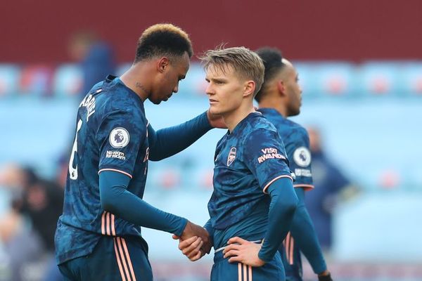 El Arsenal-Benfica será en Grecia - Fútbol - ABC Color