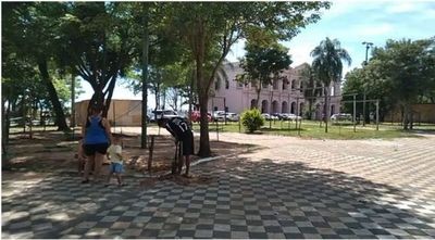 Ocupación de plazas: brindarán “soporte político” para que Policía pueda intervenir, dice Giuzzio