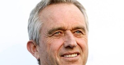 La Nación / Instagram elimina cuenta de Robert F. Kennedy Jr. por desinformar sobre vacunas