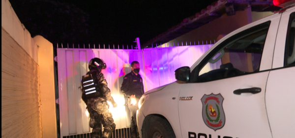 HOY / Intervienen una bodega en Ypacaraí y dueño insulta a uniformados