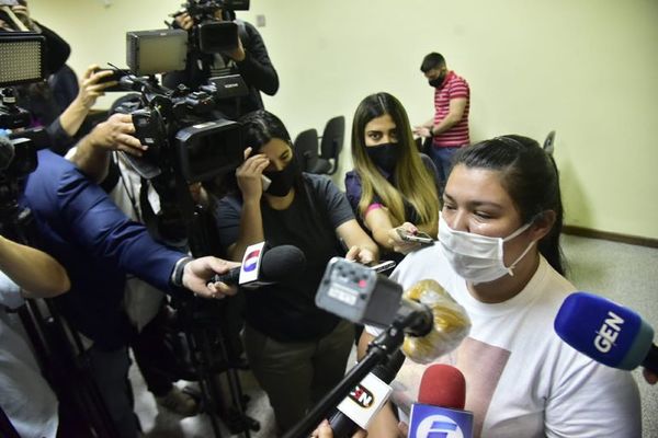 Confirman absolución de Araceli Sosa en la causa por quíntuple homicidio - Nacionales - ABC Color