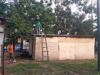 Secretaría de Emergencia Nacional anuncia asistencia a familias damnificadas por crecida de río