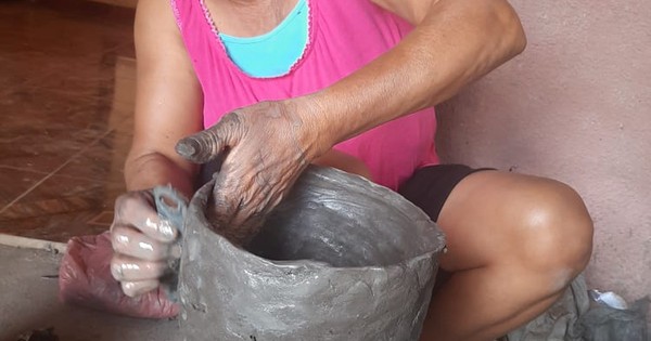 La Nación / Ceramista especialista en escultura de Tobatí sueña con dejar su sabiduría a los jóvenes