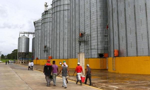 En quiebra por el socialismo, Venezuela cede el control de sus empresas – Prensa 5