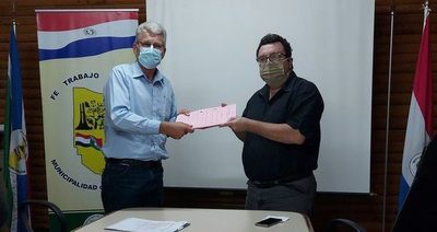 Cooperativa entregó títulos de propiedad a la municipalidad de Filadelfia