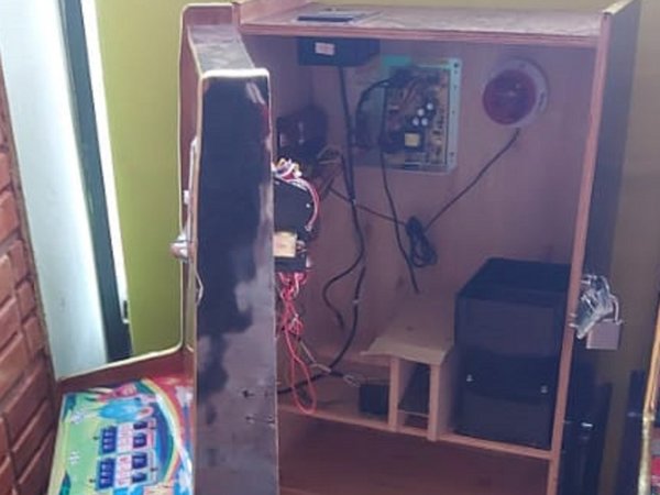 Delincuentes llevan G. 10 millones en un robo a local de tragamonedas