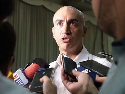 Ministro de Salud: "Aún no se sabe cuando llegarán las vacunas vía Covax" · Radio Monumental 1080 AM