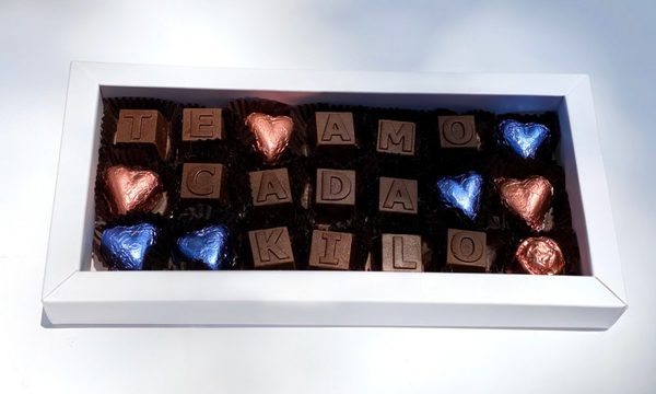 Cartas de chocolate en el día del amor