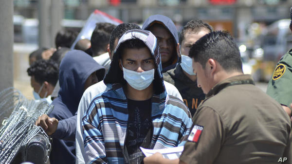 Solicitantes mexicanos de asilo podrán esperar en Estados Unidos