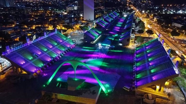 HOY / Río de Janeiro agoniza de ‘saudade’ por su carnaval: Sambódromo y calles vacías