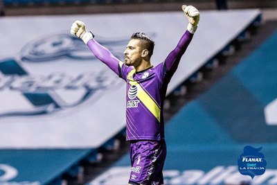 A puro reflejo, Antony Silva le negó el gol ¡tres veces! a Darío Lezcano