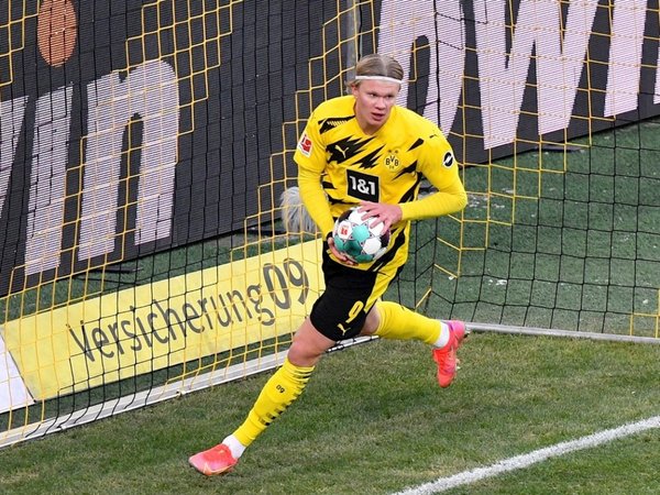 Haaland salva un punto para el Dortmund