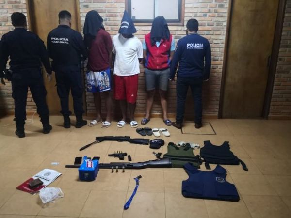 Capturan a supuestos miembros de banda de asaltantes en San Pedro del Paraná
