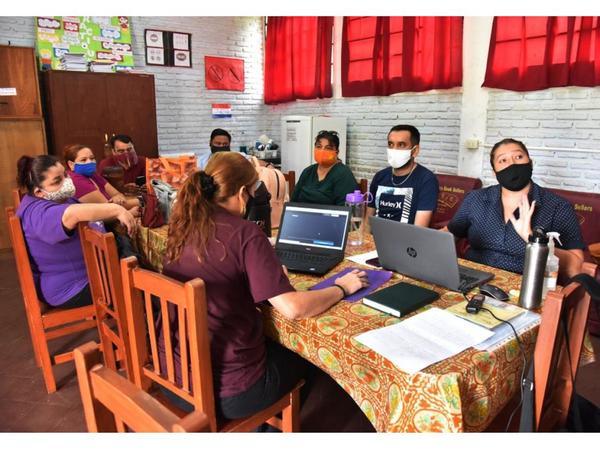 “Me endeudé hasta para comprar una notebook y dar clases virtuales”