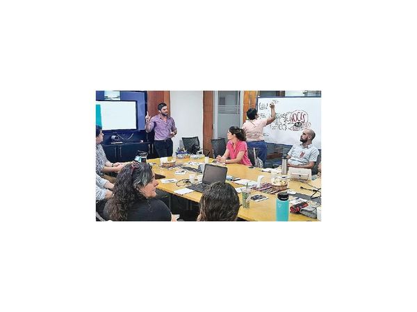 Lanzan propuestas para una agenda país
