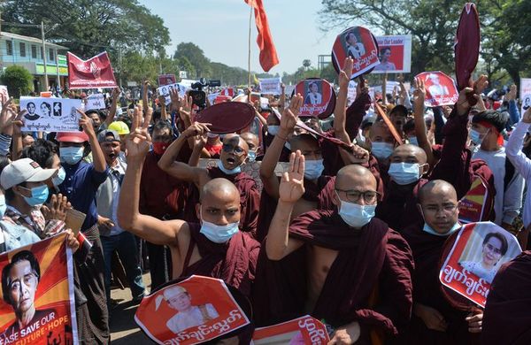 Birmania aumenta la represión contra el movimiento de desobediencia civil - Mundo - ABC Color
