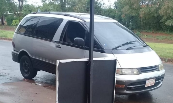 Dejó su vehículo abierto y con la llave puesta, al volver ya no estaba