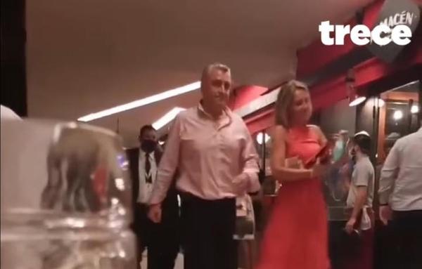 Hartazgo ciudadano: Villamayor fue escrachado en un restaurante