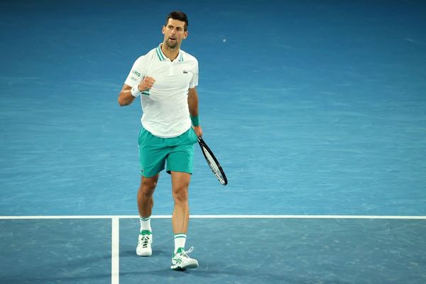 Djokovic resiste el dolor y vence a Raonic en octavos de Australia - Tenis - ABC Color