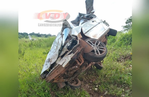 Arroyito: Automovilista sufre graves heridas tras chocar contra un árbol